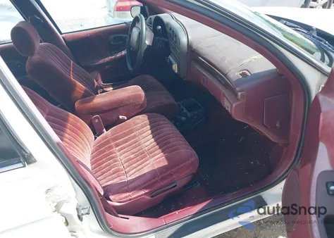 1998 Chevrolet Lumina z USA, uszkodzony, nr VIN 2G1WL52M0W9222673